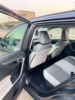 تويوتا راف 4